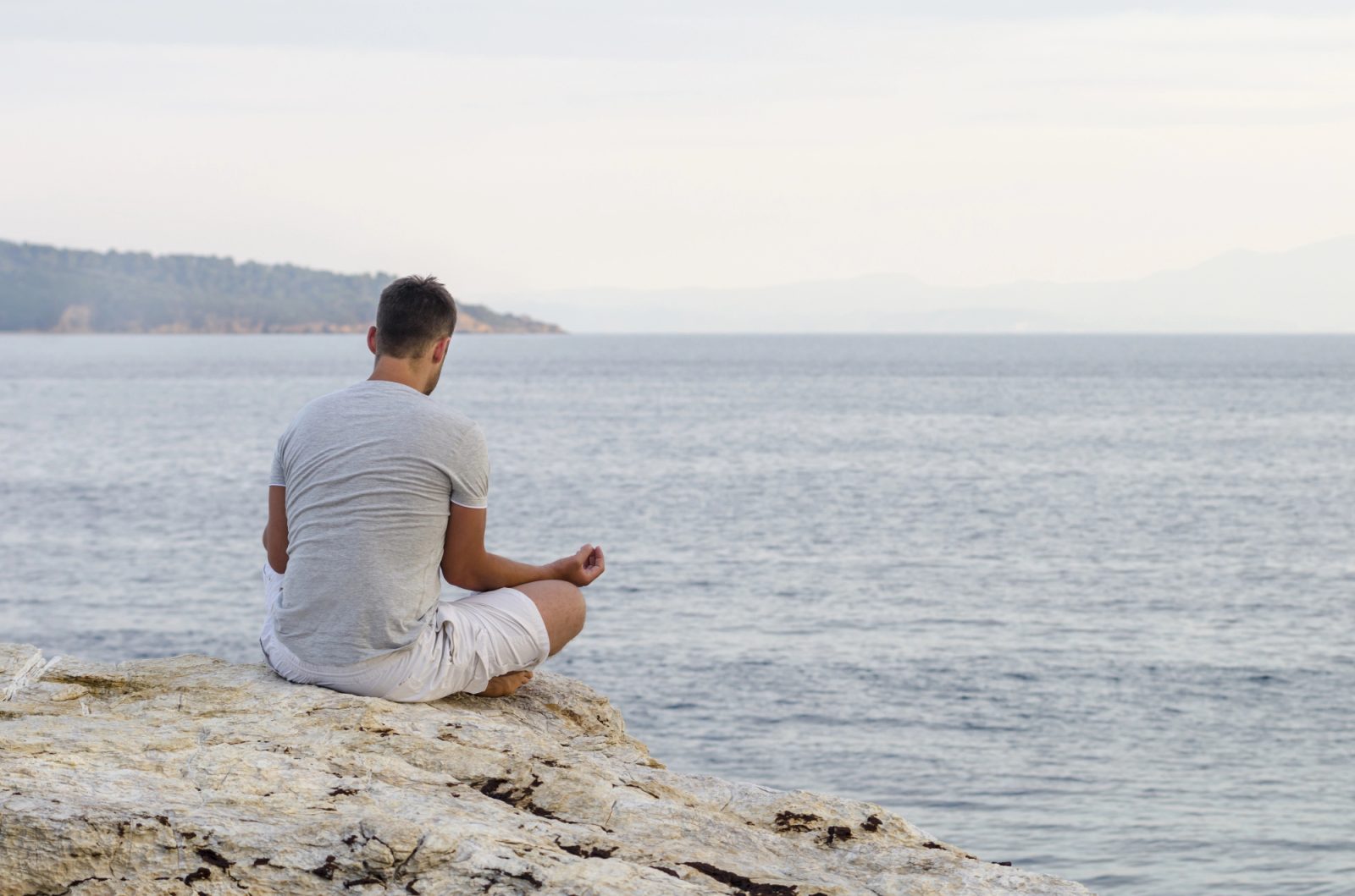 Čeprav izvira  meditacija iz starih kultur, se danes uporablja po vsem svetu za krepitev duševnega stanja in zmanjševanja stresa